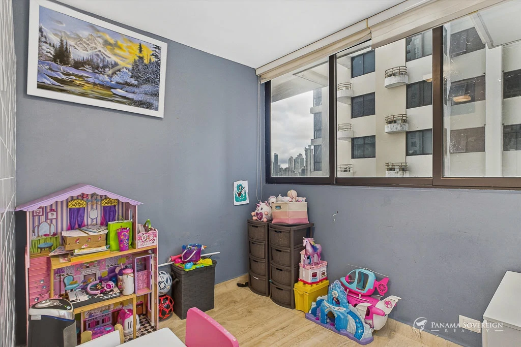 3 Bedroom Condo in San Francisco - Gallery image 14