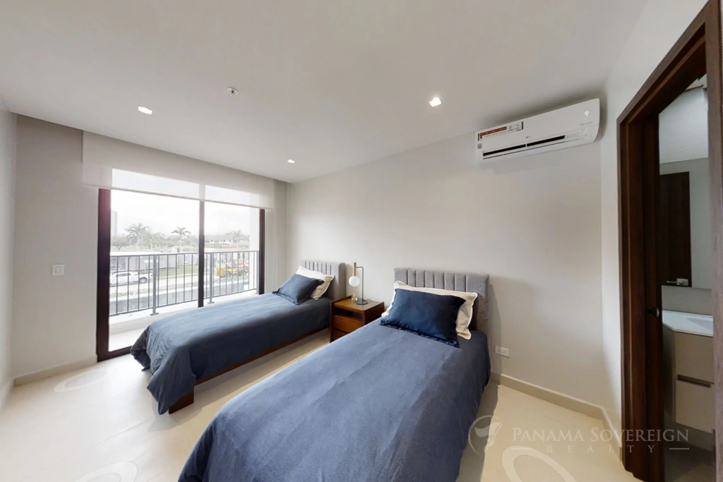 3 Bedroom Condo in Costa del Este - Gallery image 7