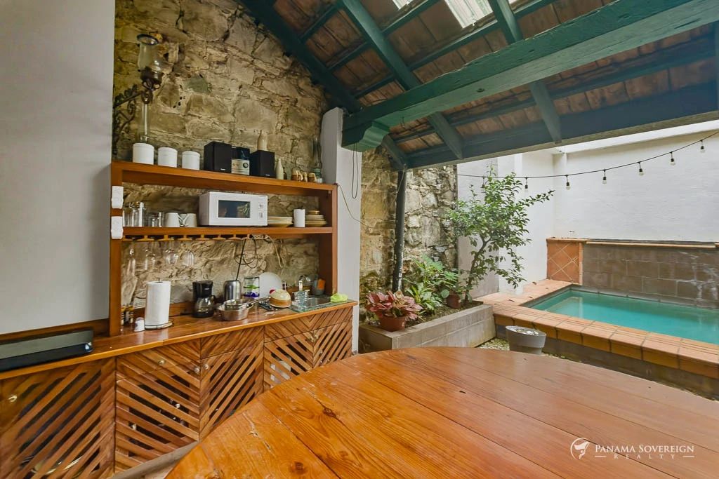 2 Bedroom House in Casco Viejo - Gallery image 4
