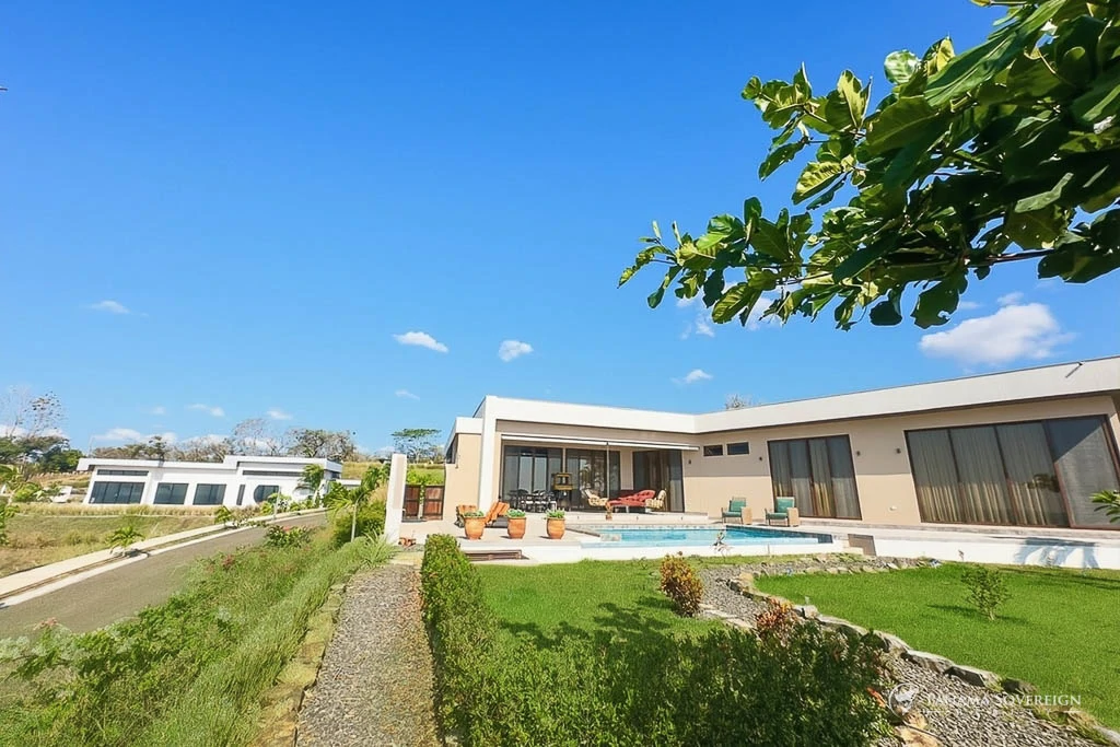 3 Bedroom House in Playa Venao - Gallery image 23