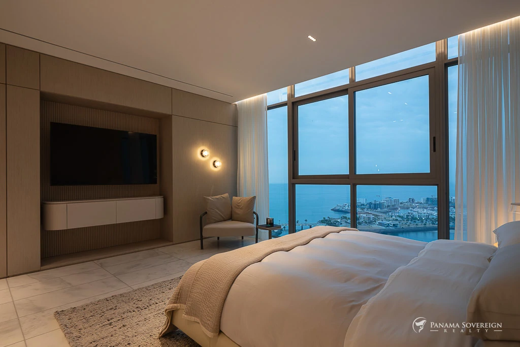 3 Bedroom Condo in Paitilla - Gallery image 17