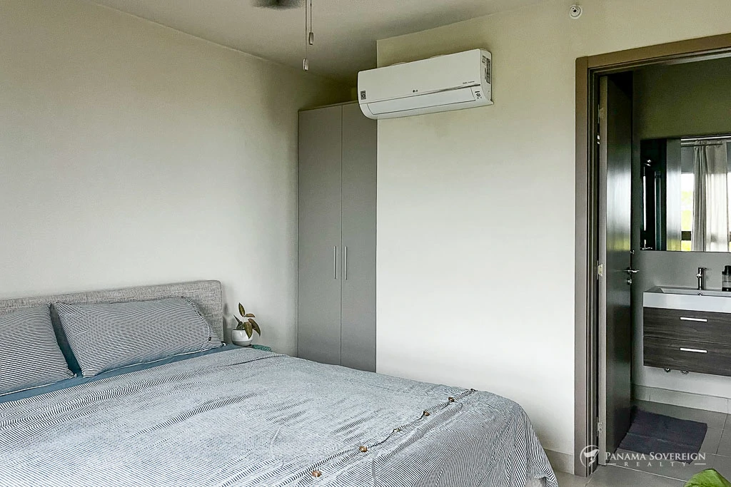 2 Bedroom Condo in San Carlos - Gallery image 15
