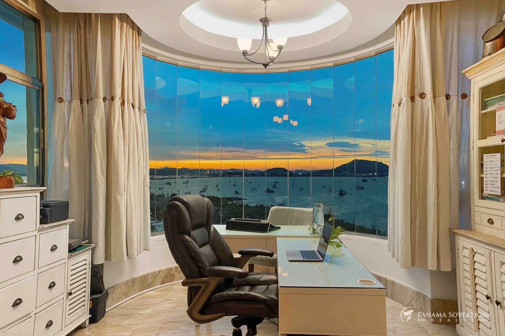 2 Bedroom Condo in Amador Causeway - Gallery image 11
