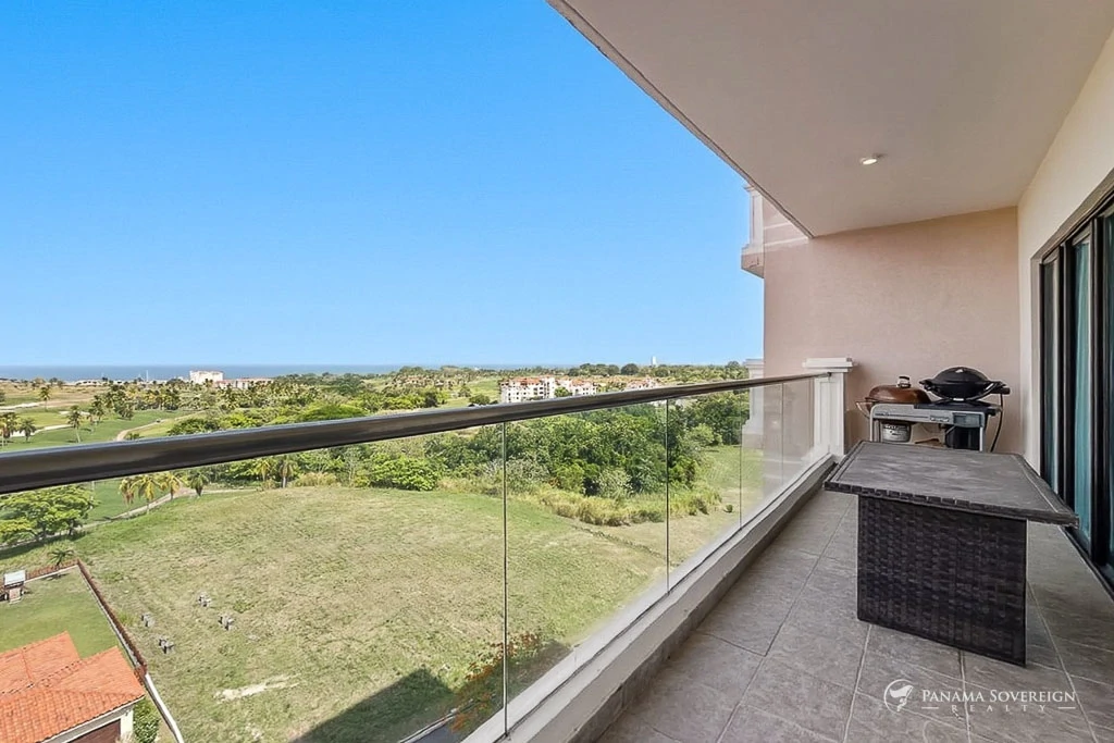 5 Bedroom Condo in San Carlos - Gallery image 28