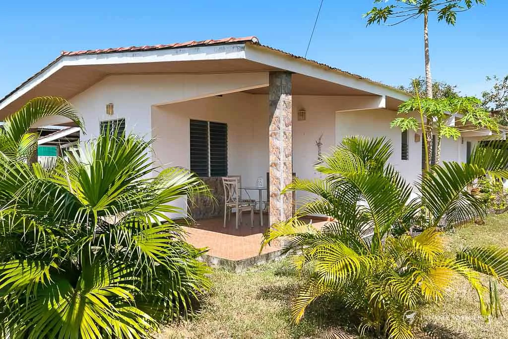 5 Bedroom House in Pedasi - photo 2