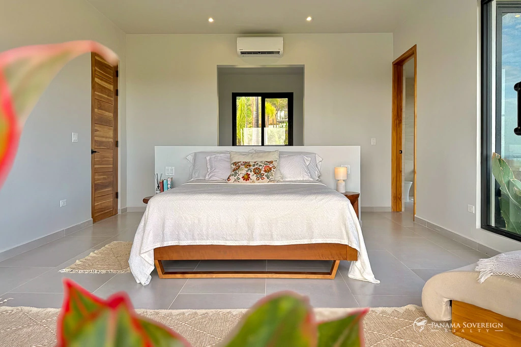 3 Bedroom House in Canas - Gallery image 49