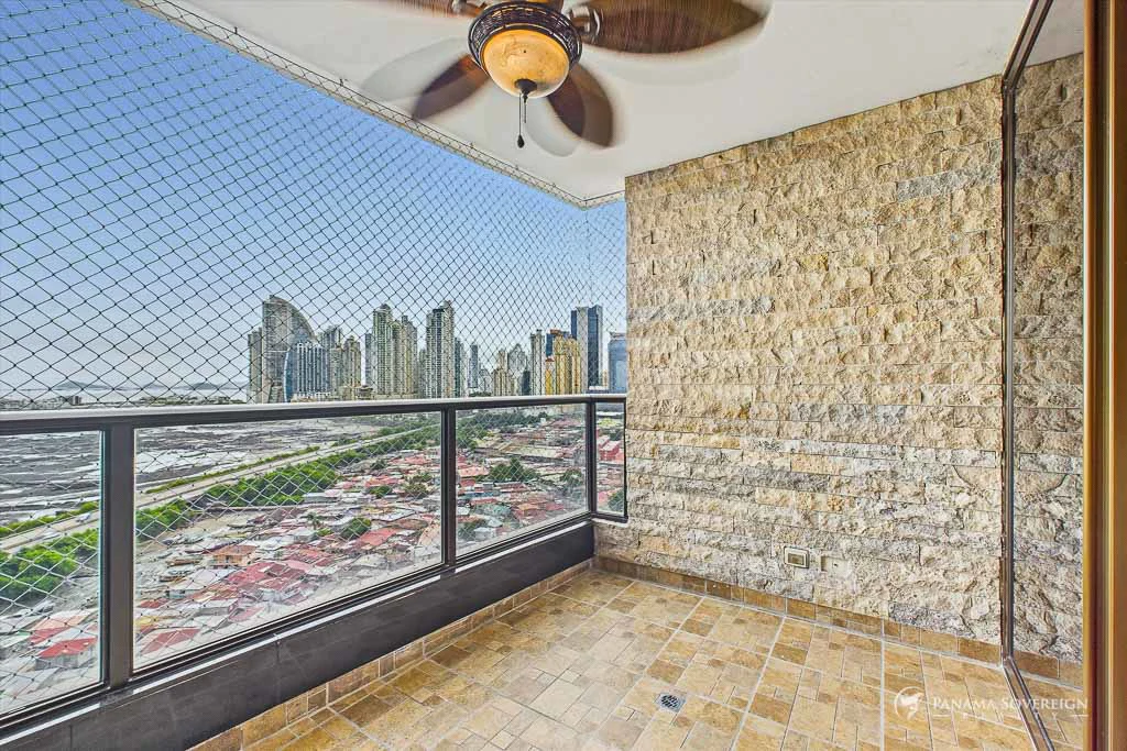 3 Bedroom Condo in San Francisco - Gallery image 17