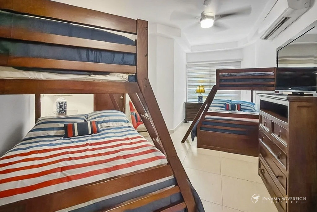 5 Bedroom Condo in San Carlos - Gallery image 16