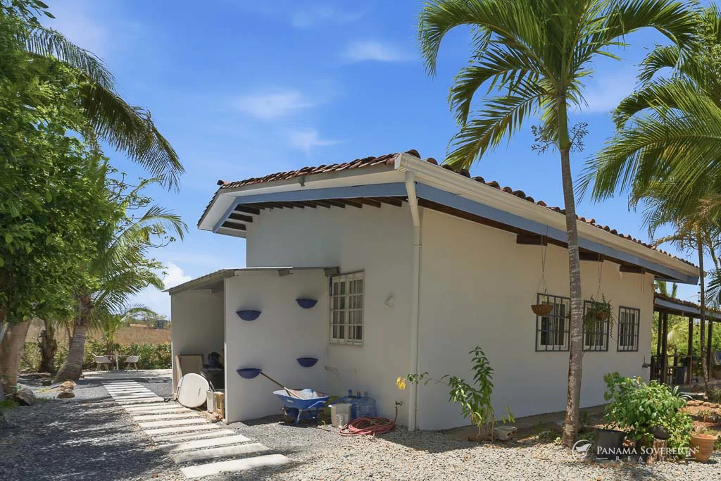 3 Bedroom House in Pedasi - Gallery image 20