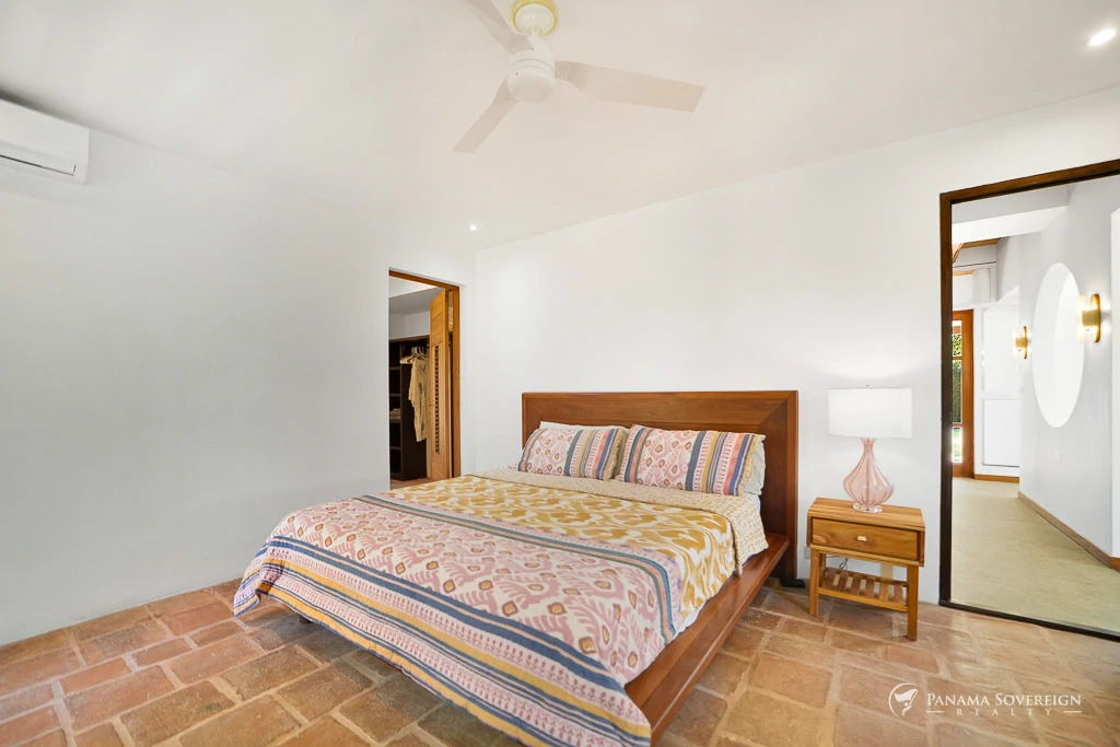5 Bedroom House in Los Destiladeros - Gallery image 15