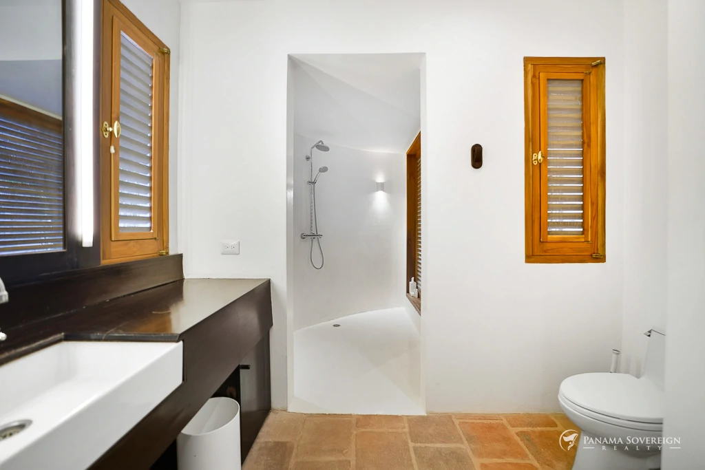 5 Bedroom House in Los Destiladeros - Gallery image 20