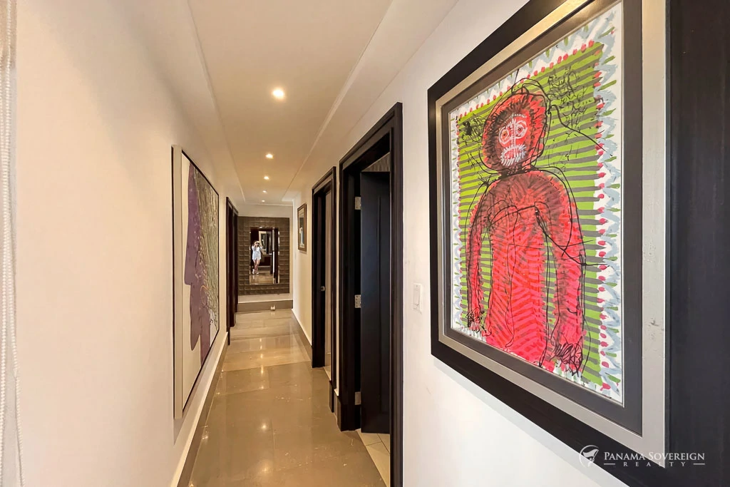 5 Bedroom House in San Carlos - Gallery image 18