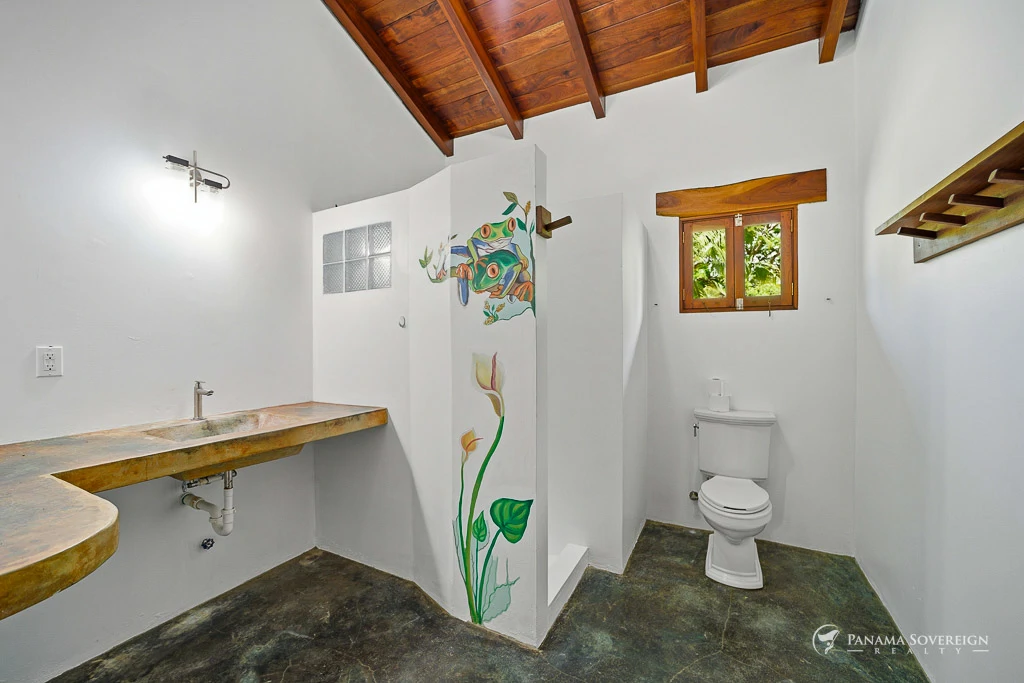 4 Bedroom House in Pedasi - Gallery image 25