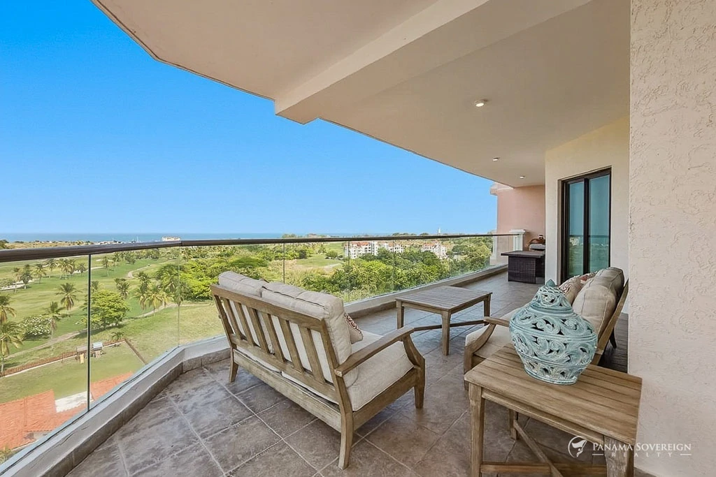 5 Bedroom Condo in San Carlos - Gallery image 4
