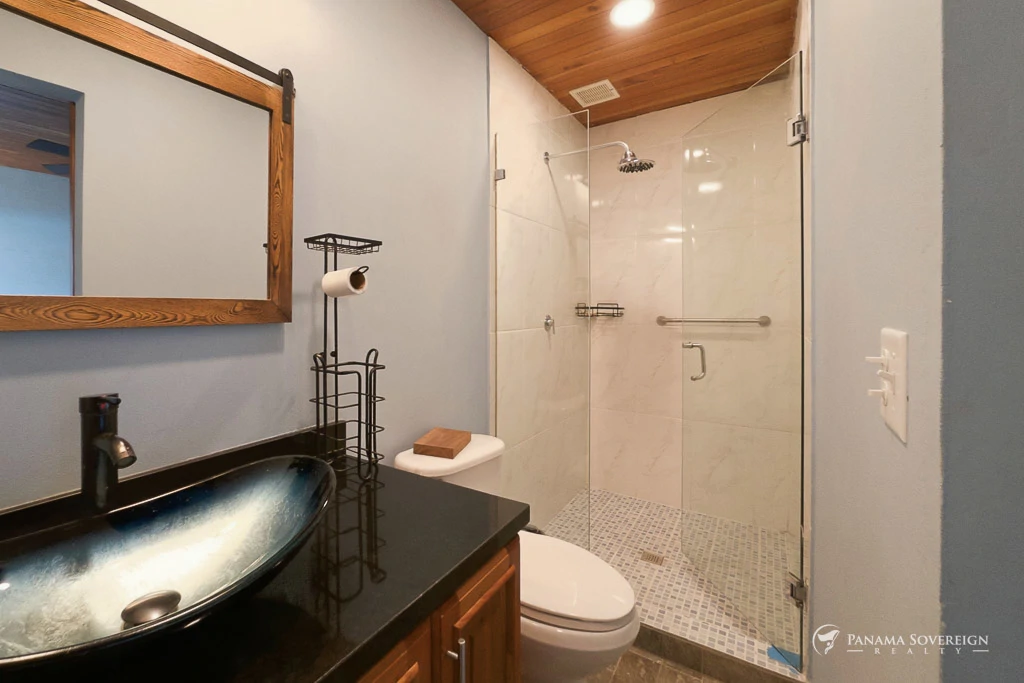 2 Bedroom House in Bucaro - Gallery image 13