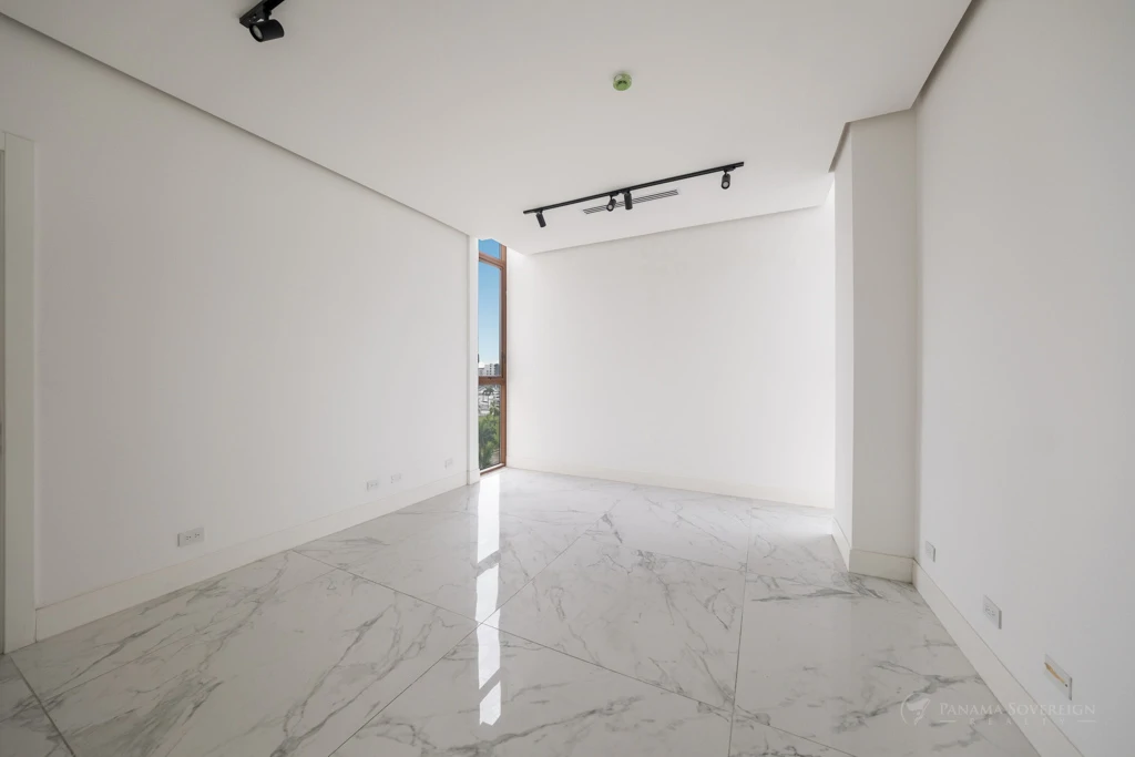 3 Bedroom Condo in Ocean Reef Islands - Gallery image 22