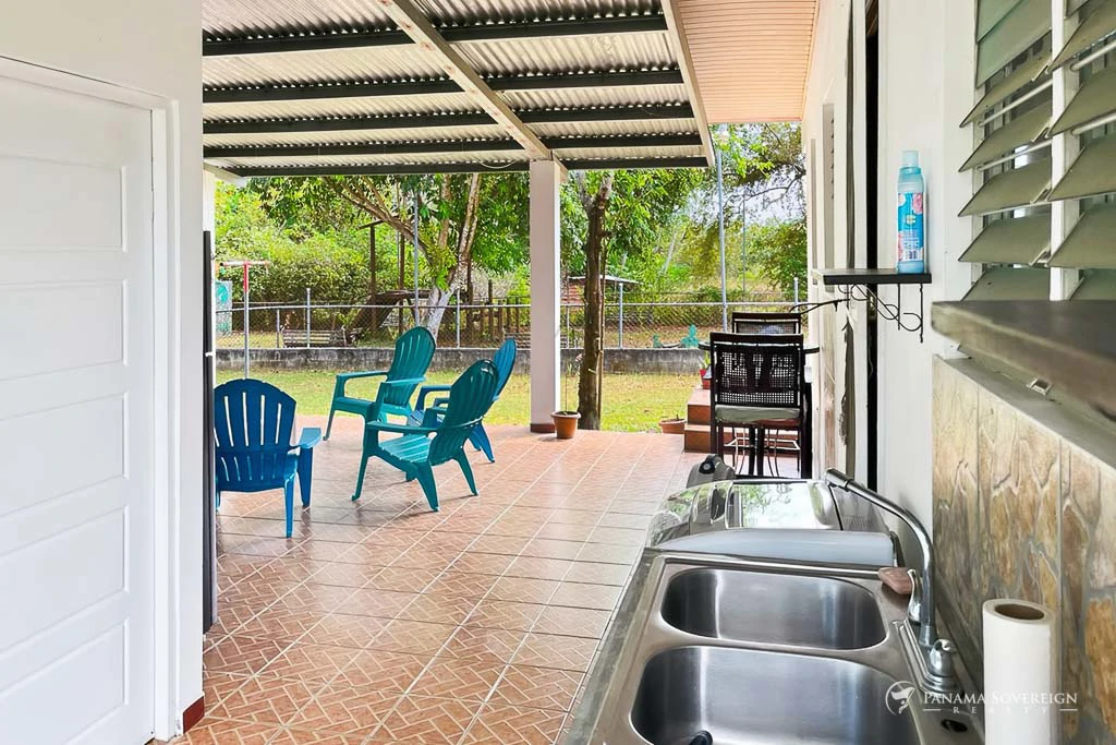 5 Bedroom House in Pedasi - photo 18