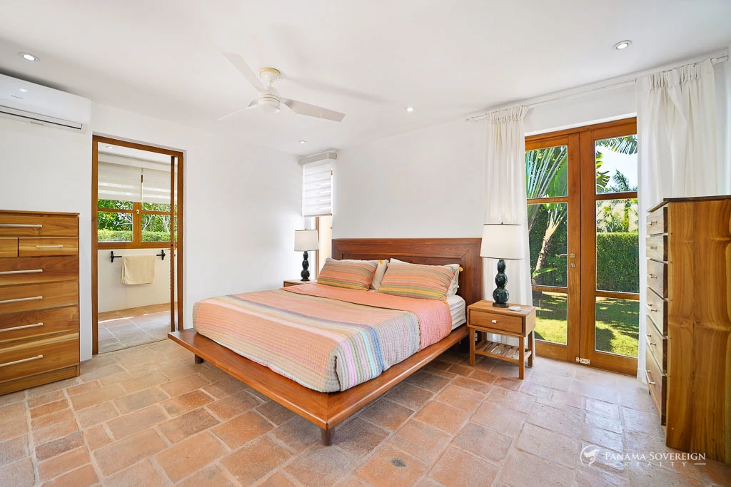 5 Bedroom House in Los Destiladeros - Gallery image 4