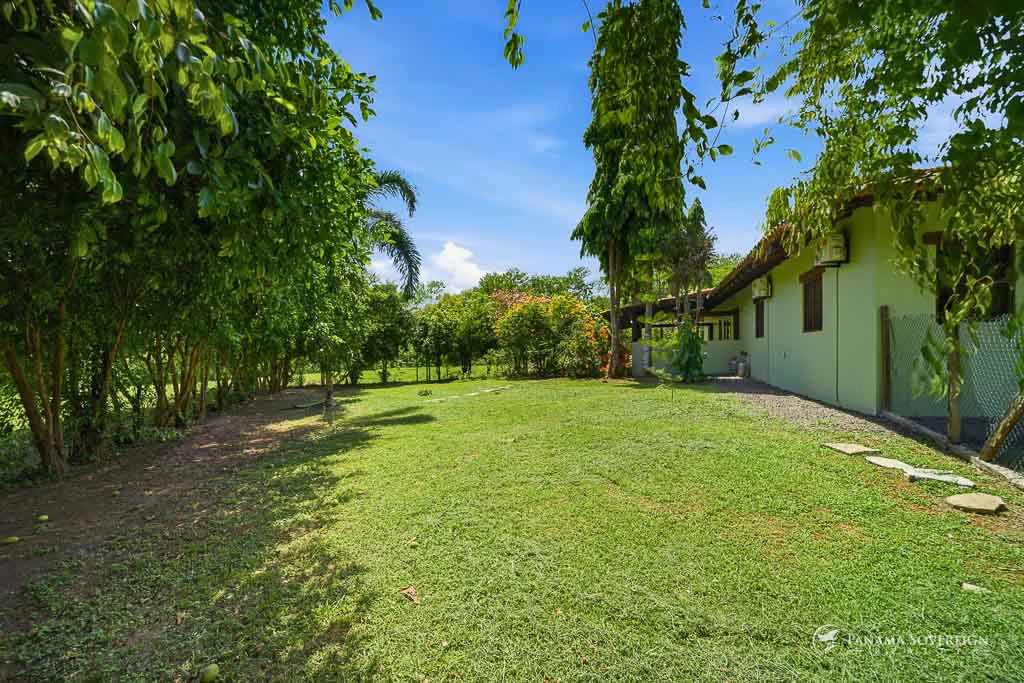 4 Bedroom House in Pedasi - Gallery image 10