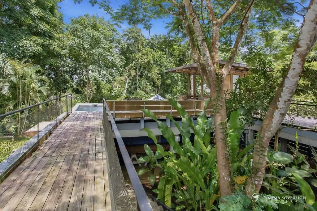 4 Bedroom House in Canal Zone - Gallery image 7