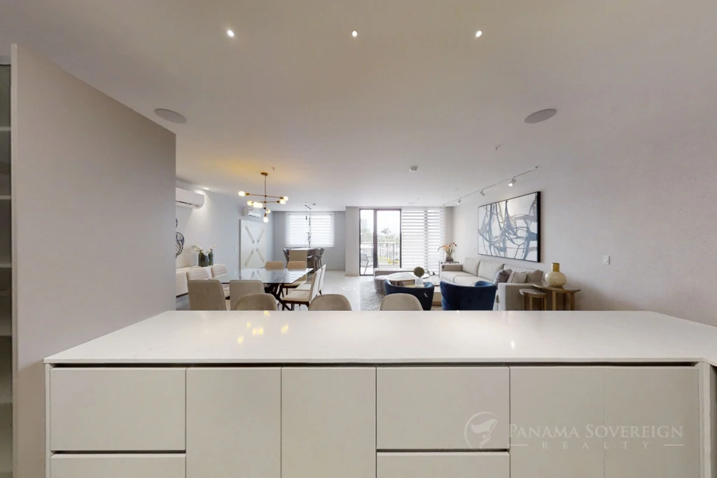 3 Bedroom Condo in Costa del Este - Gallery image 19