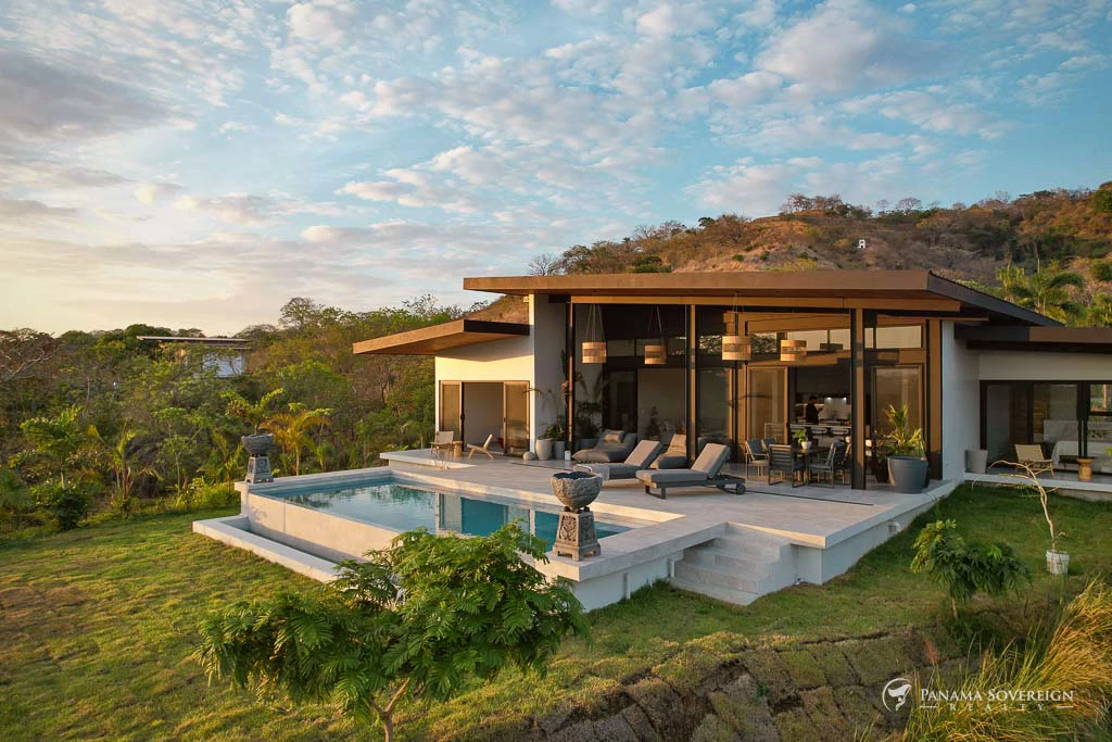 3 Bedroom House in Canas - Gallery image 33