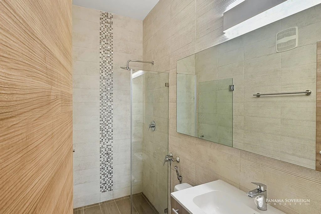 3 Bedroom Condo in Bella Vista - Gallery image 24