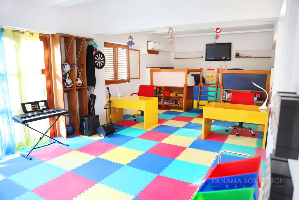 6 Bedroom House in Los Destiladeros - Gallery image 35