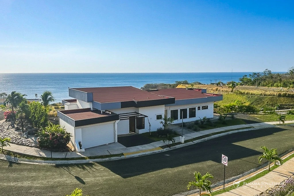 3 Bedroom House in Playa Venao - Gallery image 14