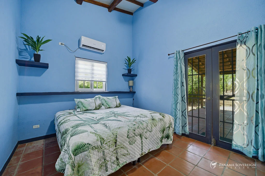3 Bedroom House in Pedasi - Gallery image 17
