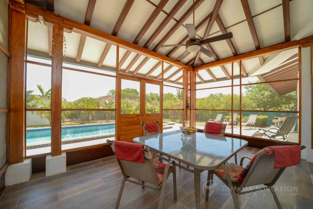 3 Bedroom House in Pedasi - Gallery image 7