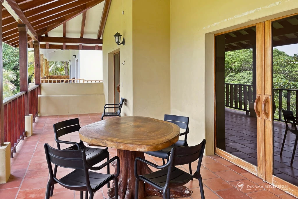 2 Bedroom House in Cambutal - Gallery image 10