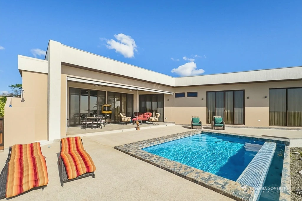 3 Bedroom House in Playa Venao - Gallery image 4
