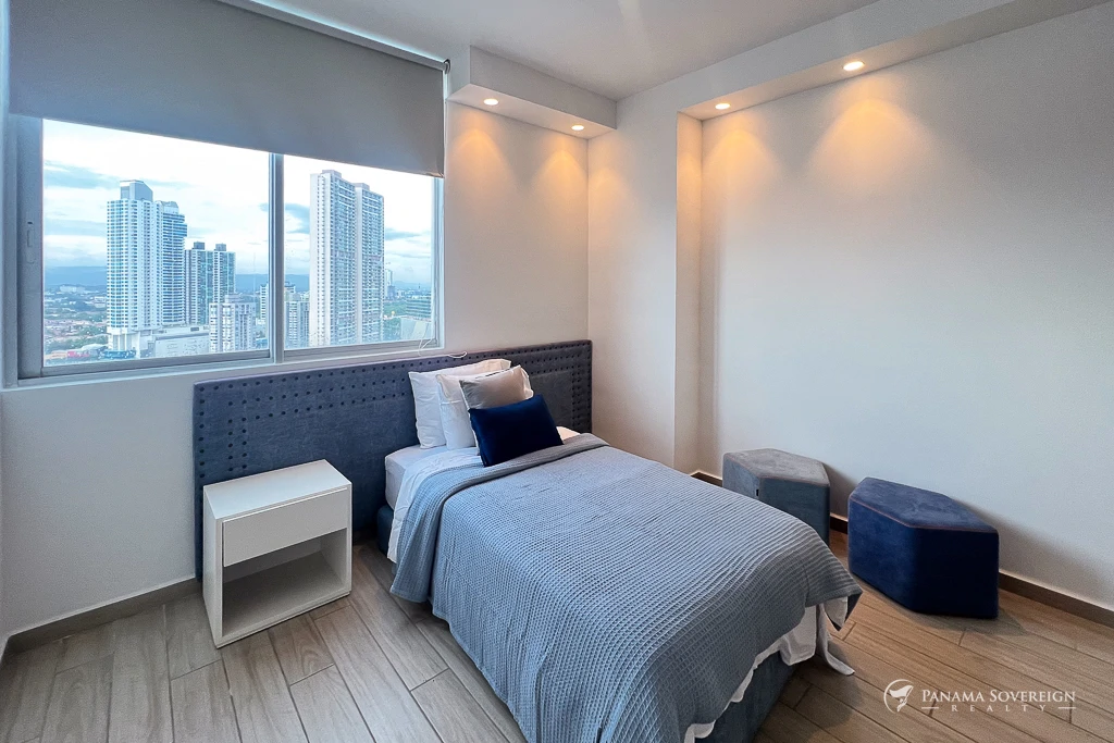 3 Bedroom Condo in Costa del Este - Gallery image 10
