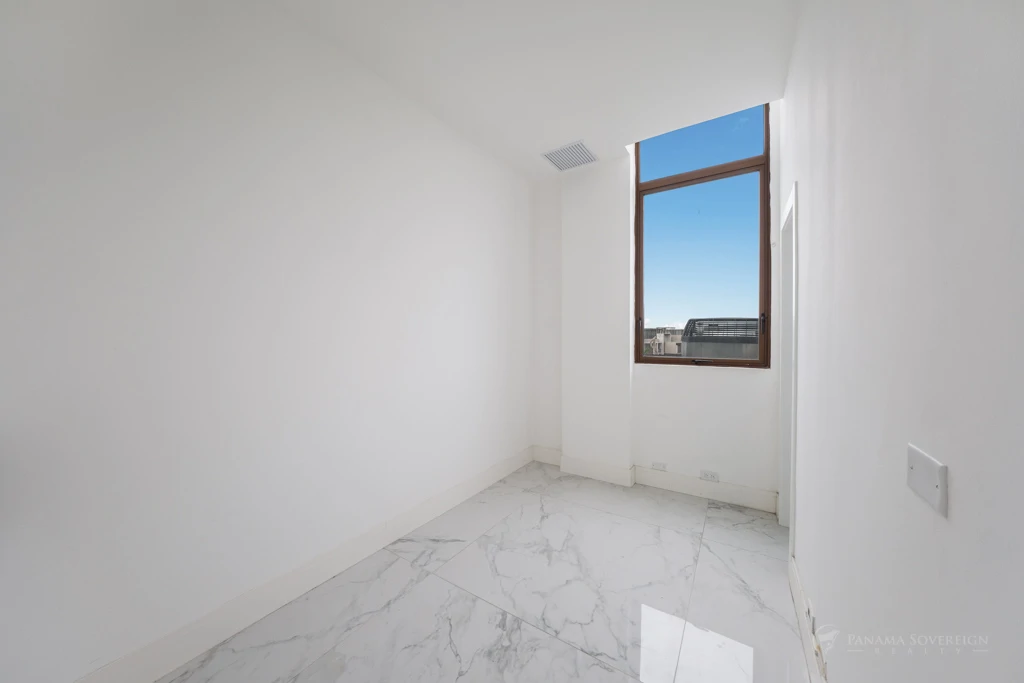 3 Bedroom Condo in Ocean Reef Islands - Gallery image 31