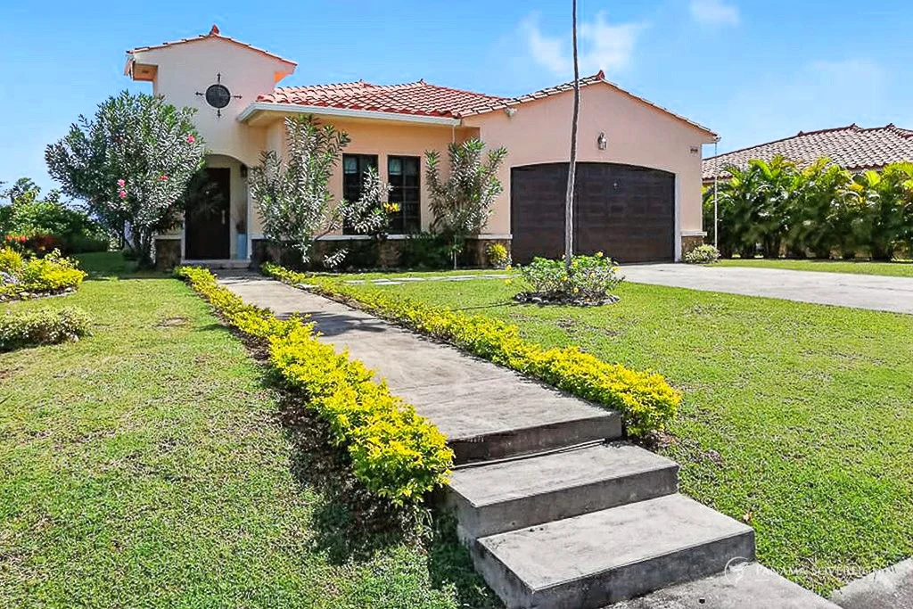 4 Bedroom House in San Carlos