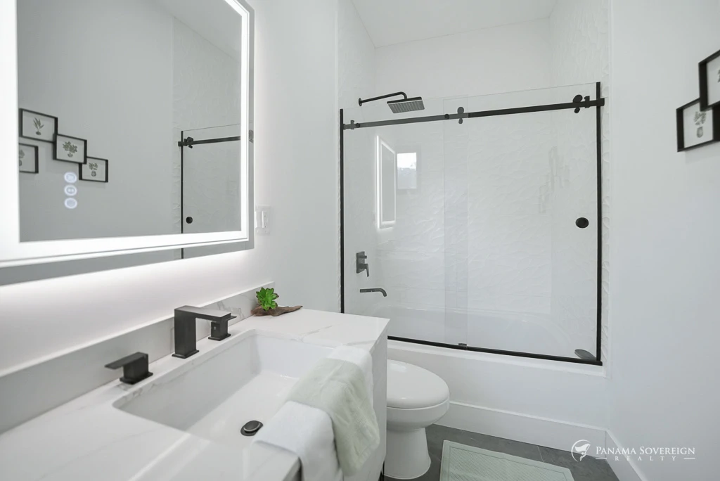 3 Bedroom House in Los Destiladeros - Gallery image 32