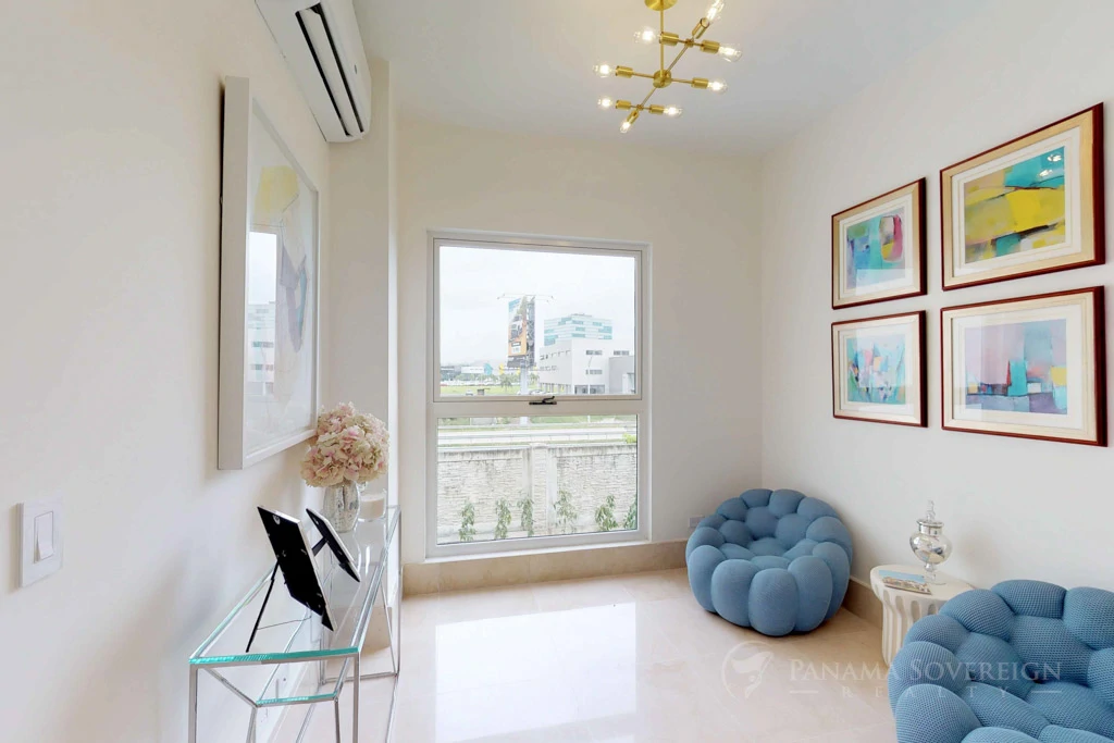 4 Bedroom Condo in Santa Maria - Gallery image 21