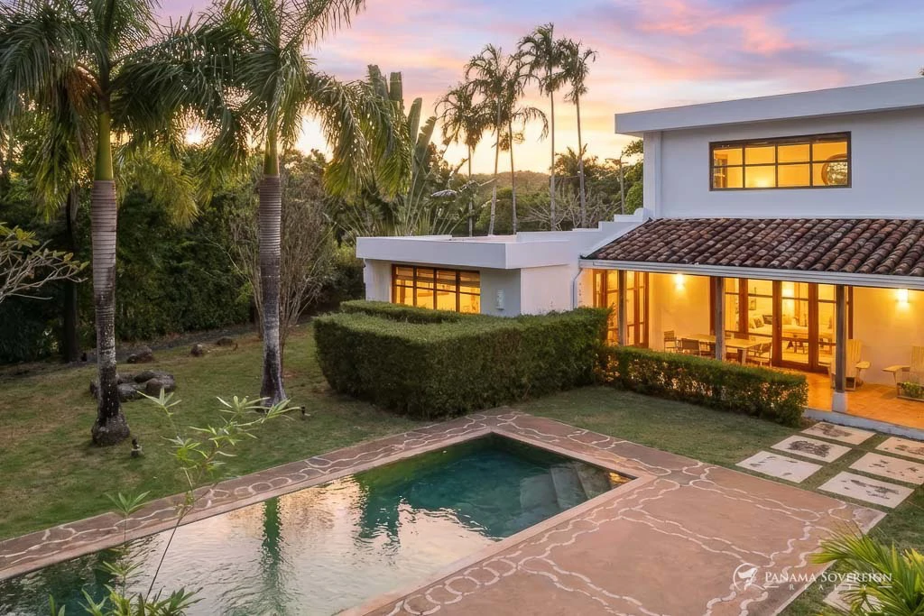 5 Bedroom House in Los Destiladeros - Gallery image 2