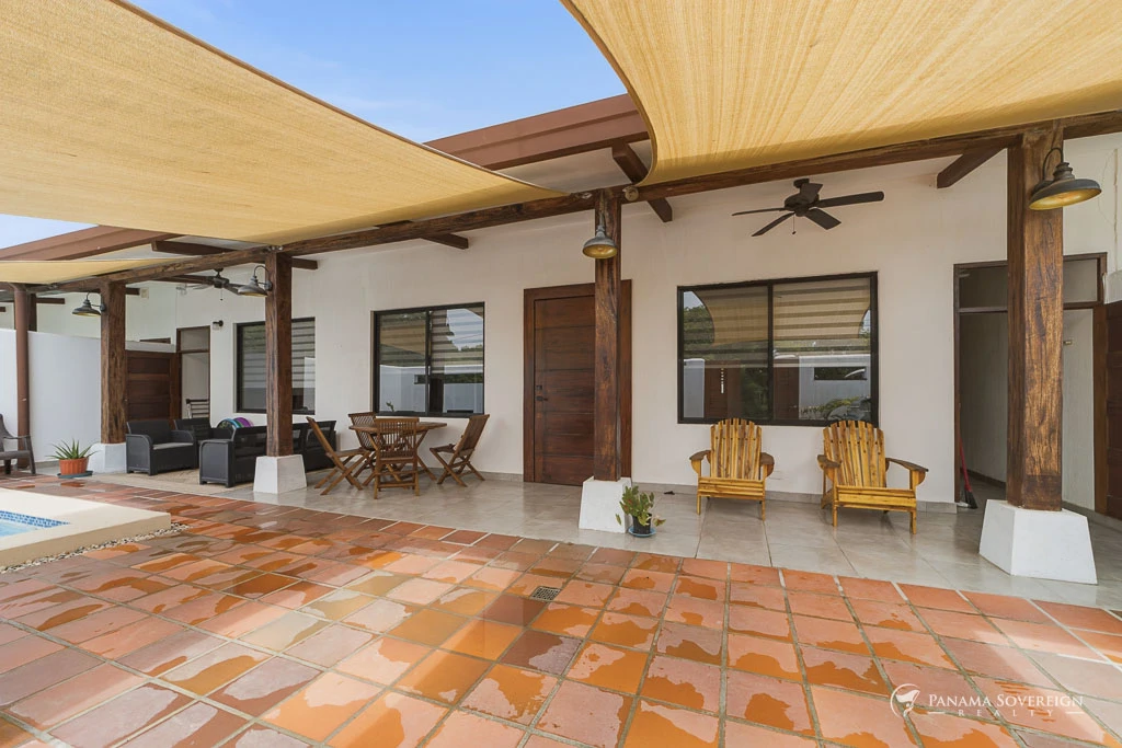 2 Bedroom House in Pedasi - Gallery image 10