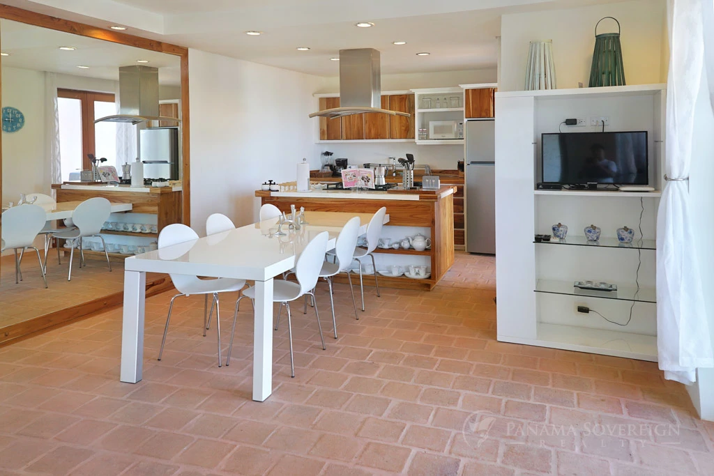 2 Bedroom Condo in Los Destiladeros - Gallery image 14