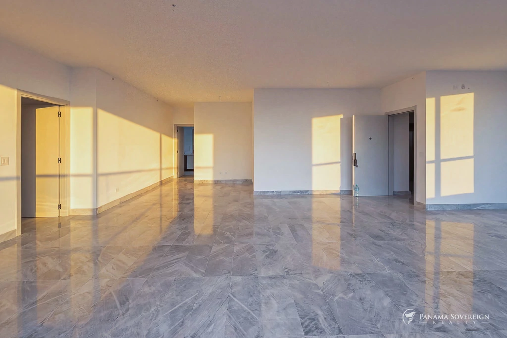 4 Bedroom Condo in Santa Maria - Gallery image 31