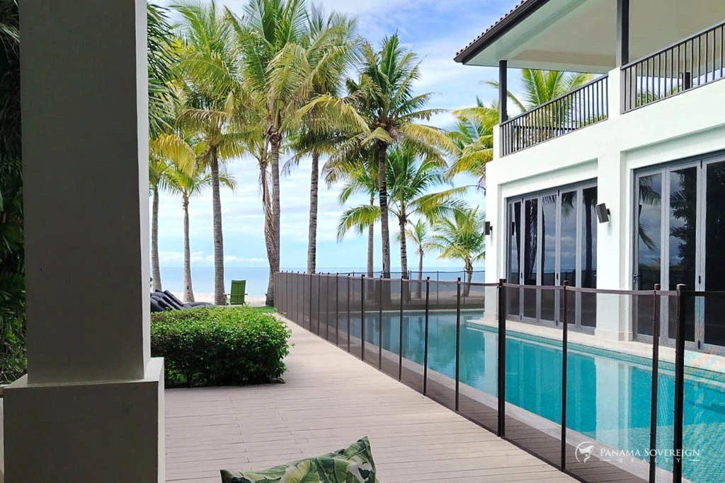5 Bedroom House in Rio Hato