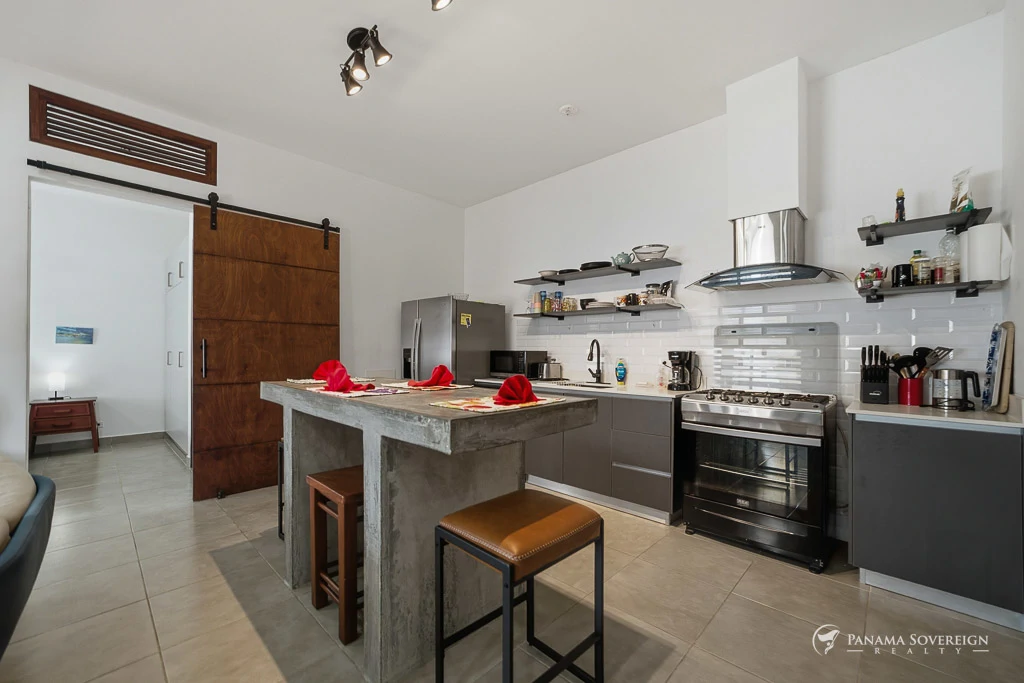 2 Bedroom House in Pedasi - Gallery image 17