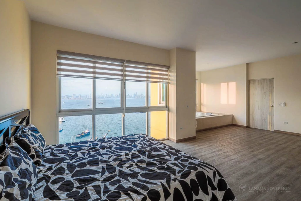 3 Bedroom Condo in Amador Causeway - Gallery image 7