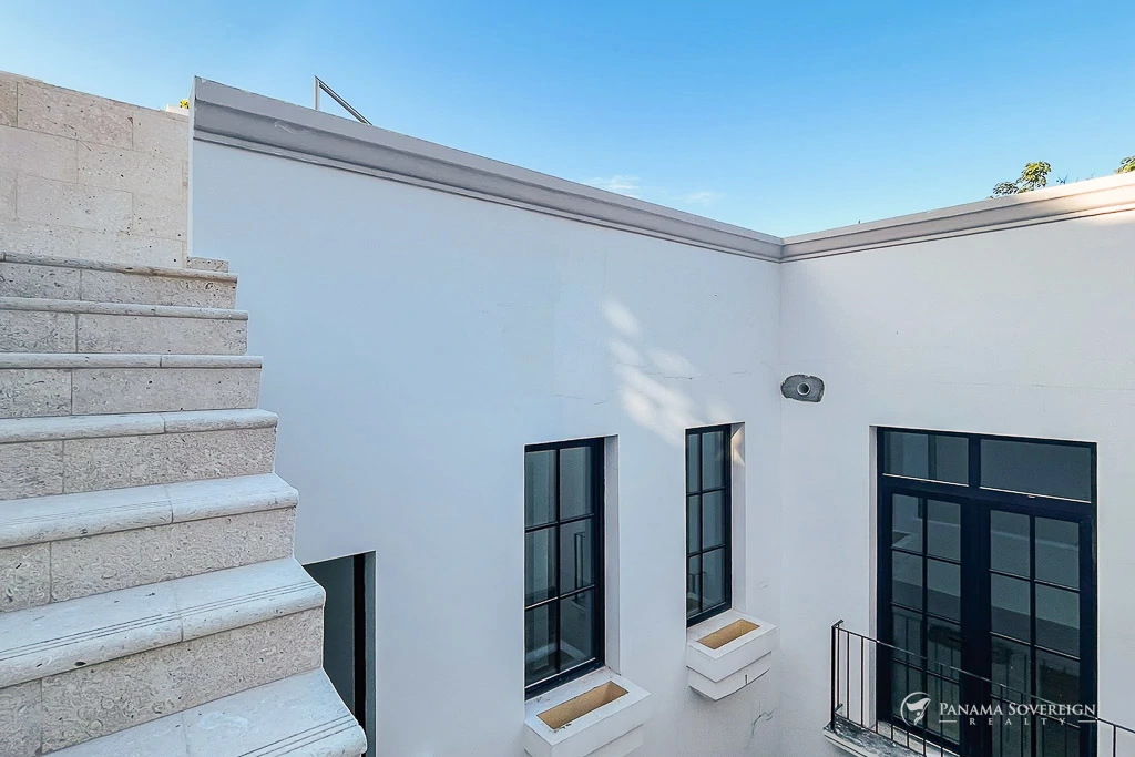 4 Bedroom House in Casco Viejo - Gallery image 8