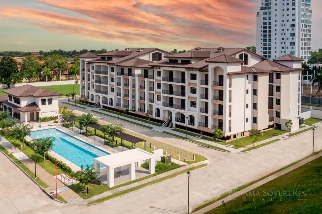 3 Bedroom Condo in Costa del Este - Gallery image 25
