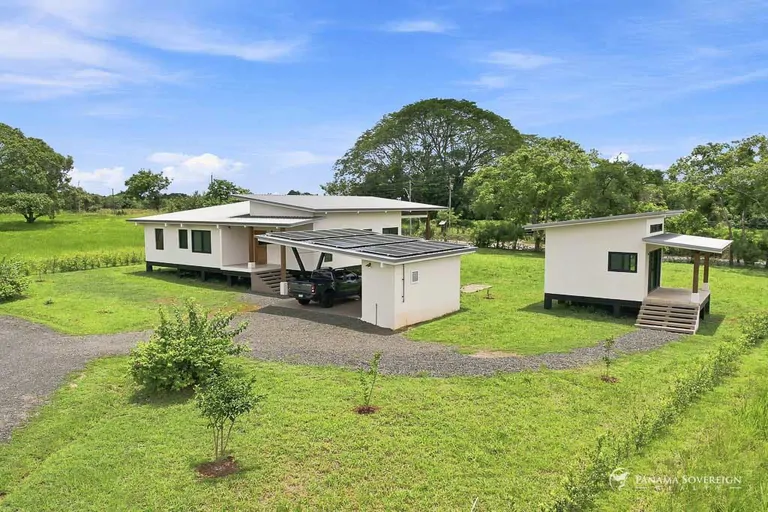3 Bedroom House in Pedasi