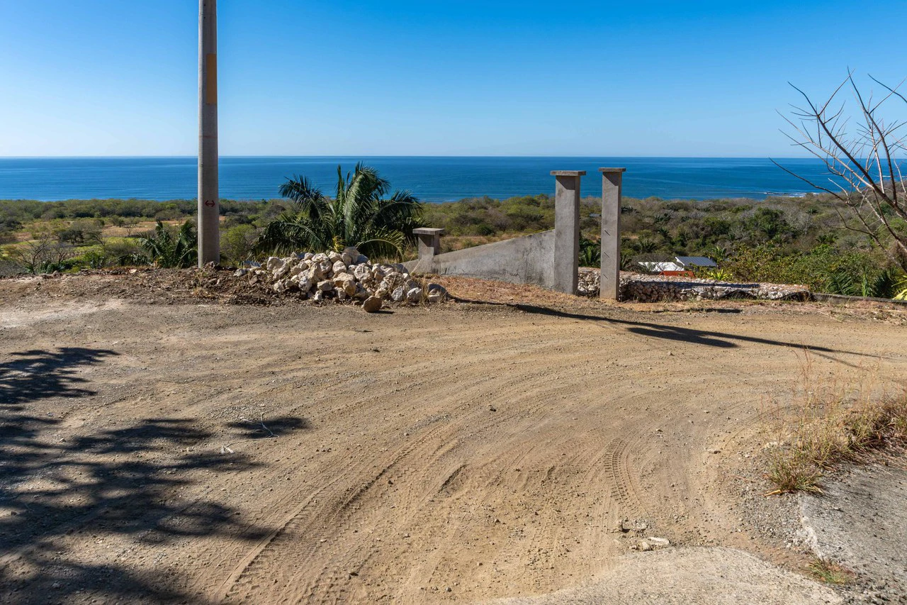 Oceanview Three Parcel Lot in La Reserva - Gallery image 15