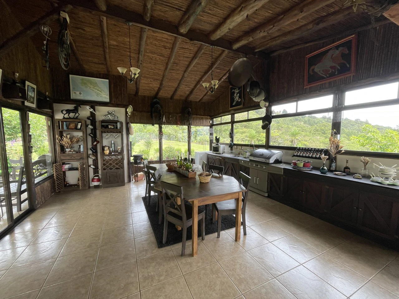 Cartago, gourmet coffee plantation: Charming Coffee Retreat Home with Stunning Views and Gourmet Coffee Plantations - Gallery image 9